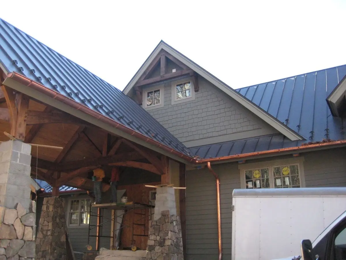 Craftsman Roofing team delivering quality roofing work in Weirton